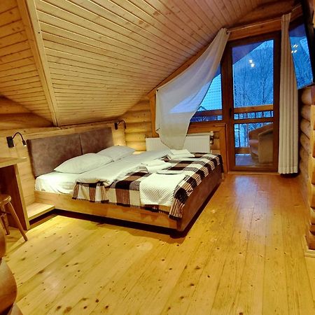 Hotel Bereg Bukovel Exteriör bild