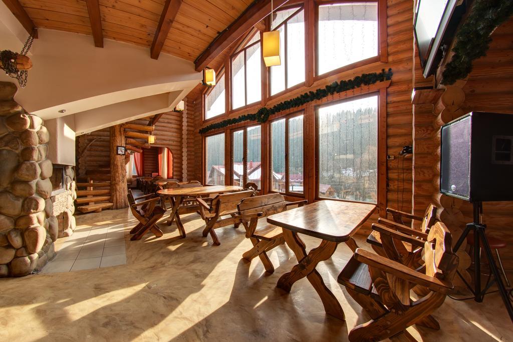 Hotel Bereg Bukovel Exteriör bild
