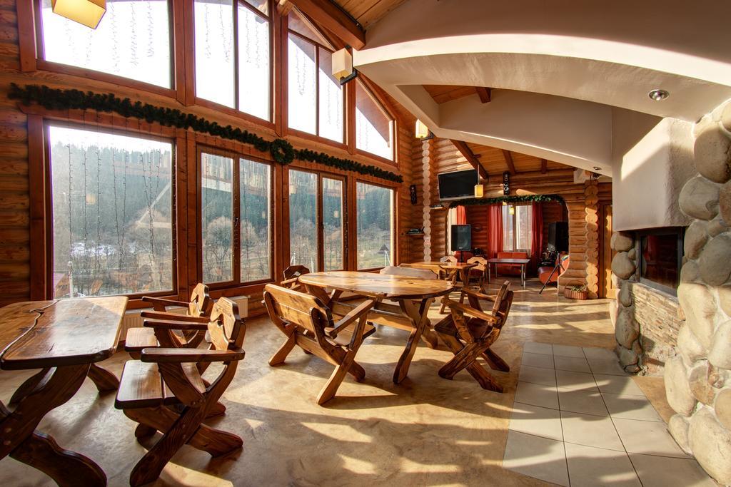Hotel Bereg Bukovel Exteriör bild