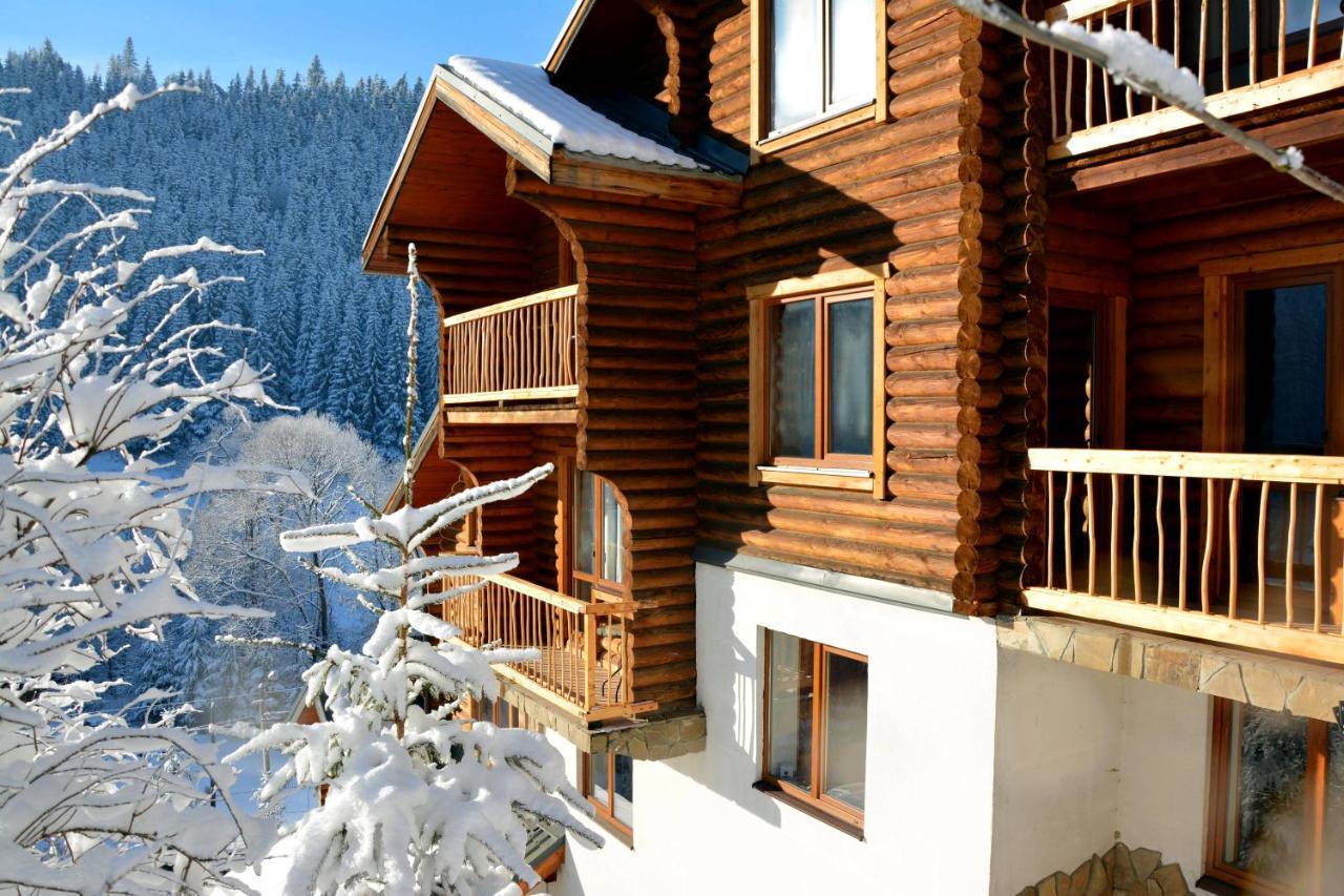 Hotel Bereg Bukovel Exteriör bild