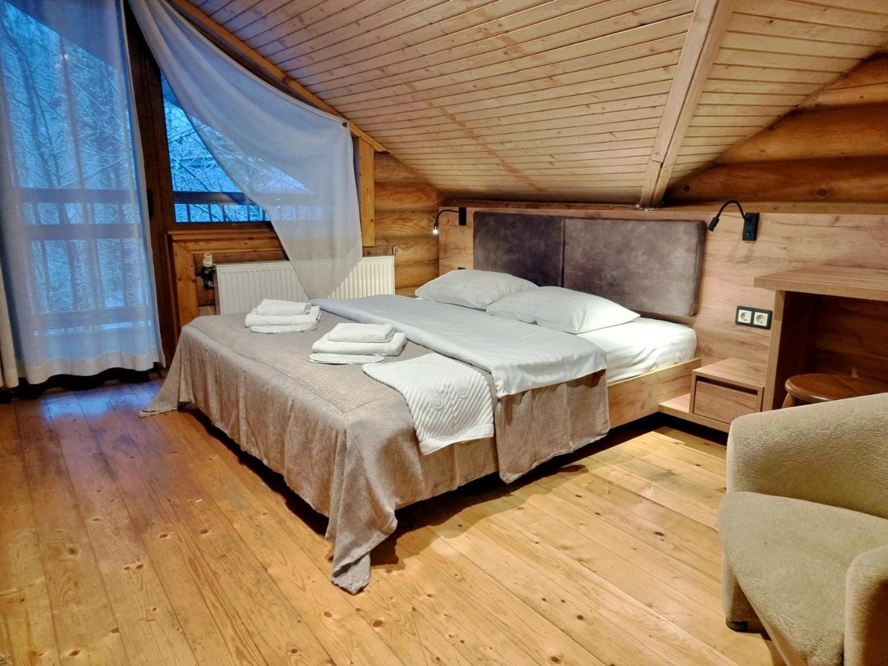 Hotel Bereg Bukovel Exteriör bild