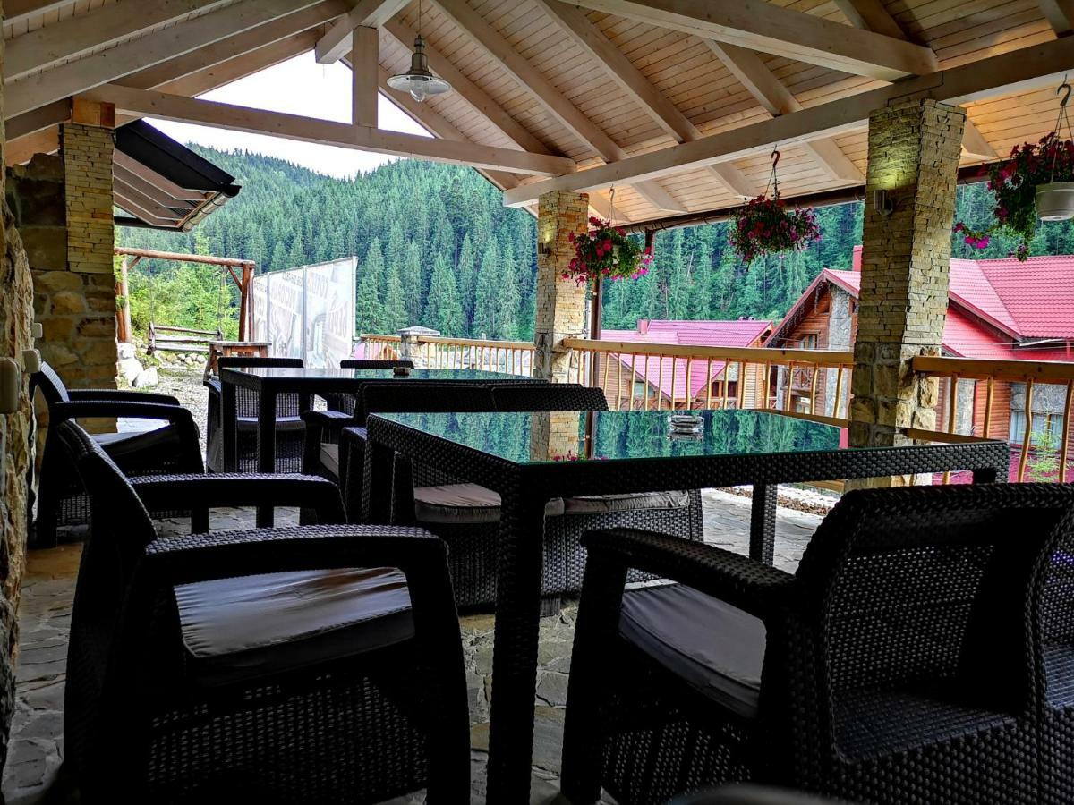 Hotel Bereg Bukovel Exteriör bild